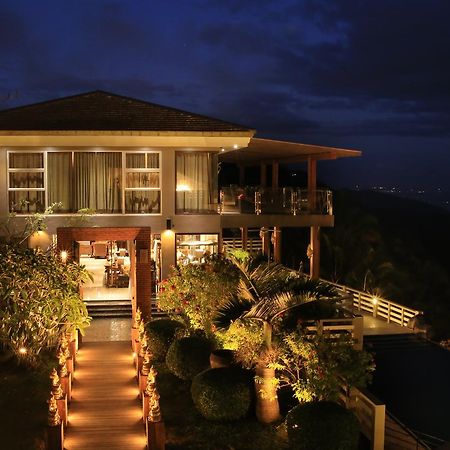 The Oriental Luxury Suites Alfonso Exterior foto